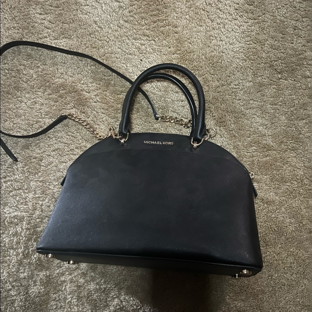 michael kors purse (damaged)